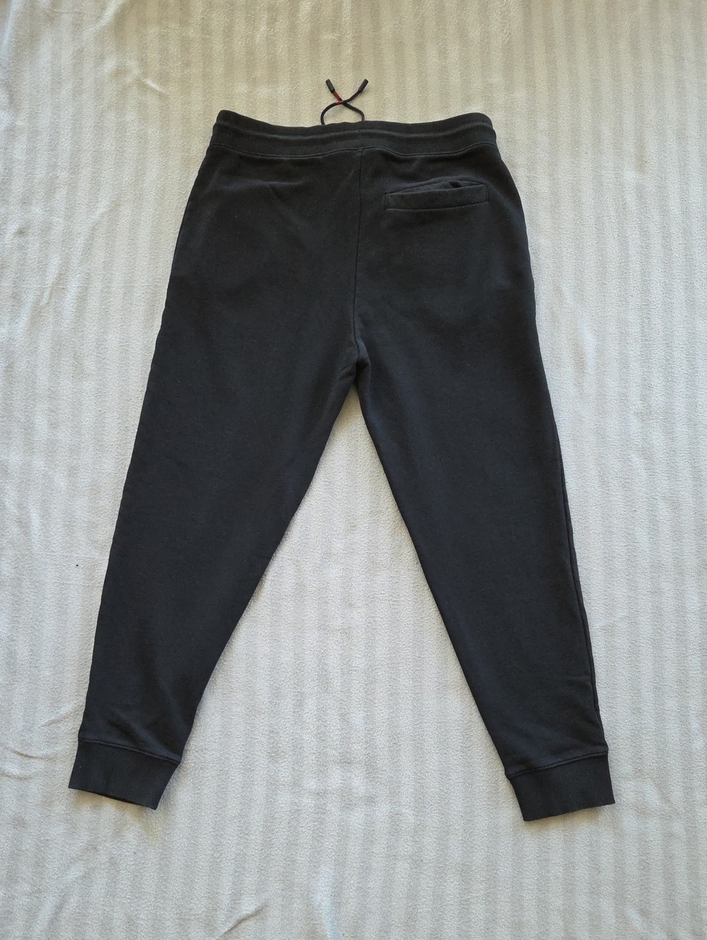 Hugo Boss Black Jogger Sweatpants with Red Logo Accent - Picture 6 of 6
